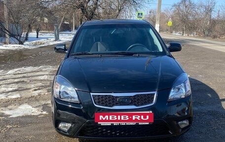 KIA Rio II, 2010 год, 740 000 рублей, 3 фотография