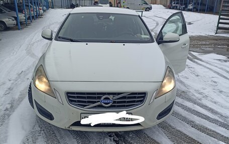 Volvo S60 III, 2012 год, 700 000 рублей, 1 фотография