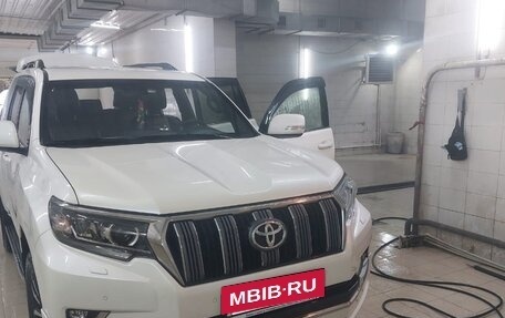 Toyota Land Cruiser Prado 150 рестайлинг 2, 2018 год, 5 500 000 рублей, 5 фотография