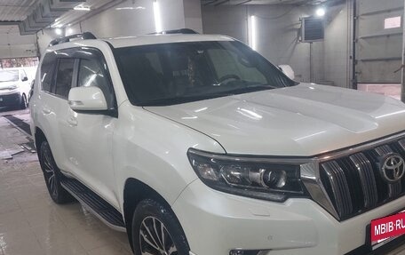 Toyota Land Cruiser Prado 150 рестайлинг 2, 2018 год, 5 500 000 рублей, 24 фотография