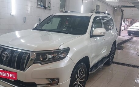 Toyota Land Cruiser Prado 150 рестайлинг 2, 2018 год, 5 500 000 рублей, 37 фотография