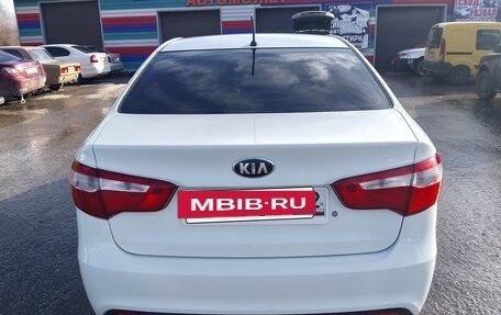 KIA Rio III рестайлинг, 2014 год, 740 000 рублей, 4 фотография