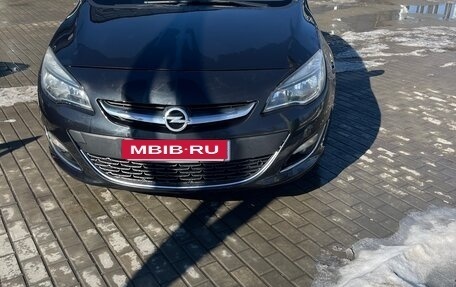 Opel Astra J, 2013 год, 1 050 000 рублей, 6 фотография