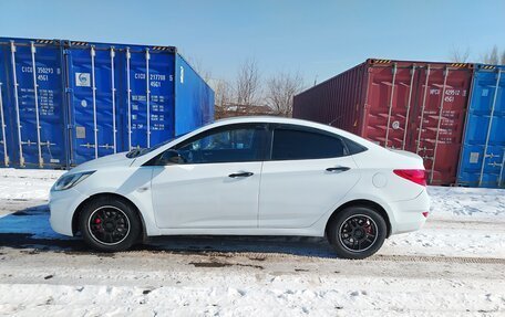 Hyundai Solaris II рестайлинг, 2013 год, 540 000 рублей, 1 фотография