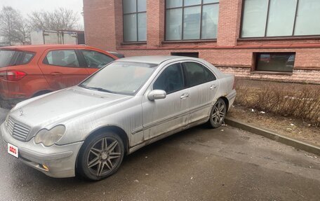 Mercedes-Benz C-Класс, 2000 год, 600 000 рублей, 2 фотография