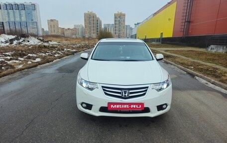 Honda Accord VIII рестайлинг, 2012 год, 2 100 000 рублей, 1 фотография