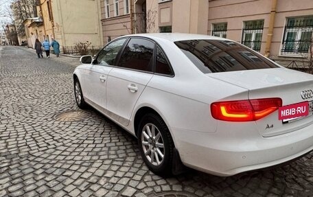 Audi A4, 2012 год, 1 350 000 рублей, 4 фотография