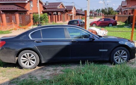 BMW 7 серия, 2010 год, 1 400 000 рублей, 3 фотография