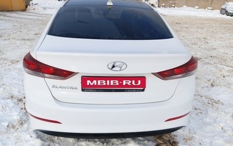 Hyundai Elantra VI рестайлинг, 2017 год, 1 700 000 рублей, 11 фотография