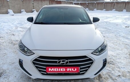 Hyundai Elantra VI рестайлинг, 2017 год, 1 700 000 рублей, 14 фотография