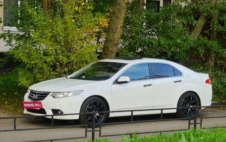 Honda Accord VIII рестайлинг, 2012 год, 2 100 000 рублей, 20 фотография