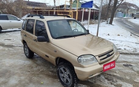 Chevrolet Niva I рестайлинг, 2004 год, 330 000 рублей, 1 фотография