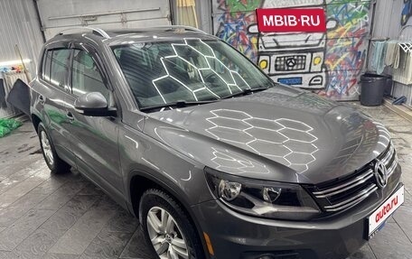 Volkswagen Tiguan I, 2012 год, 1 450 000 рублей, 2 фотография