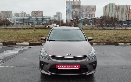 KIA Rio IV, 2017 год, 1 370 000 рублей, 2 фотография