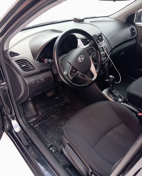 Hyundai Solaris I рестайлинг, 2015 год, 1 050 000 рублей, 9 фотография