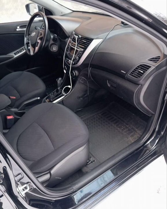 Hyundai Solaris I рестайлинг, 2015 год, 1 050 000 рублей, 11 фотография