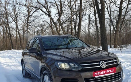 Volkswagen Touareg III, 2011 год, 1 930 000 рублей, 7 фотография