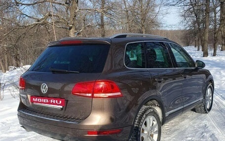 Volkswagen Touareg III, 2011 год, 1 930 000 рублей, 11 фотография