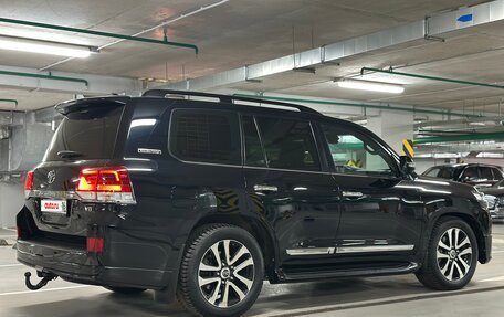 Toyota Land Cruiser 200, 2018 год, 8 800 000 рублей, 7 фотография