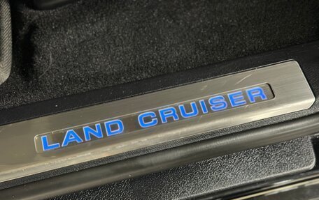 Toyota Land Cruiser 200, 2018 год, 8 800 000 рублей, 17 фотография