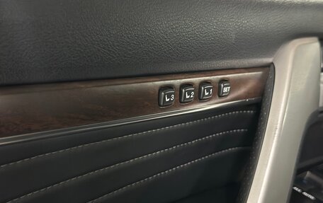 Toyota Land Cruiser 200, 2018 год, 8 800 000 рублей, 16 фотография
