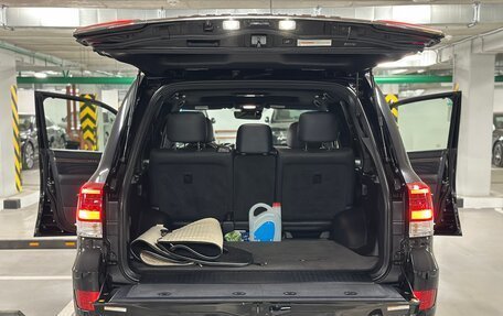 Toyota Land Cruiser 200, 2018 год, 8 800 000 рублей, 24 фотография