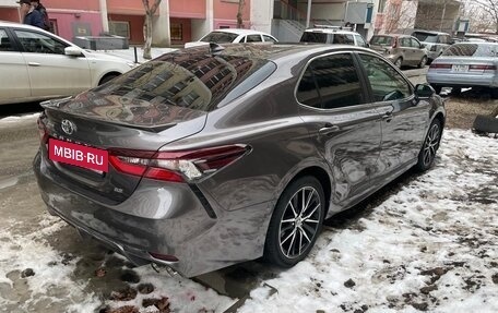 Toyota Camry, 2021 год, 3 200 000 рублей, 4 фотография