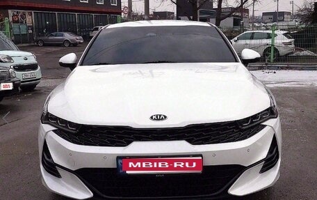 KIA K5, 2021 год, 1 870 000 рублей, 2 фотография