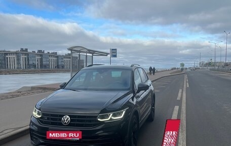 Volkswagen Tiguan II, 2021 год, 4 500 000 рублей, 3 фотография