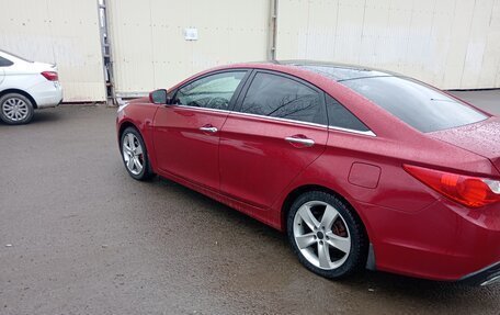 Hyundai Sonata VI, 2011 год, 1 160 000 рублей, 13 фотография