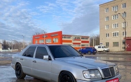 Mercedes-Benz W124, 1992 год, 130 000 рублей, 1 фотография