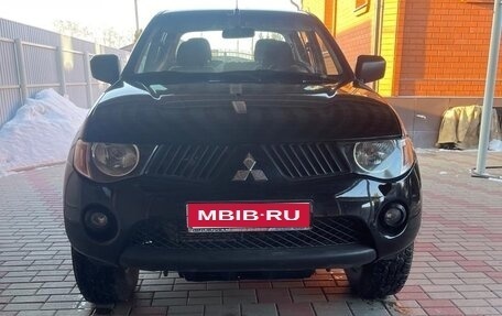 Mitsubishi L200 IV рестайлинг, 2008 год, 1 570 000 рублей, 1 фотография