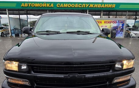 Chevrolet Tahoe II, 2003 год, 1 200 000 рублей, 1 фотография