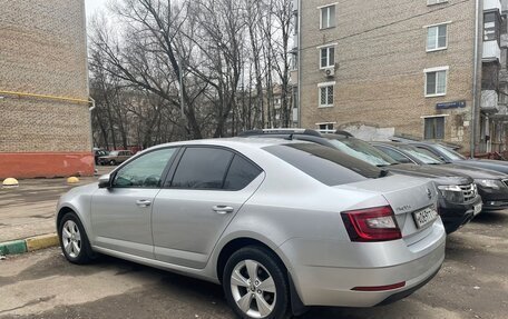 Skoda Octavia, 2017 год, 1 990 000 рублей, 3 фотография