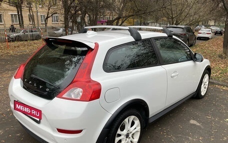 Volvo C30 I рестайлинг, 2010 год, 1 050 000 рублей, 9 фотография