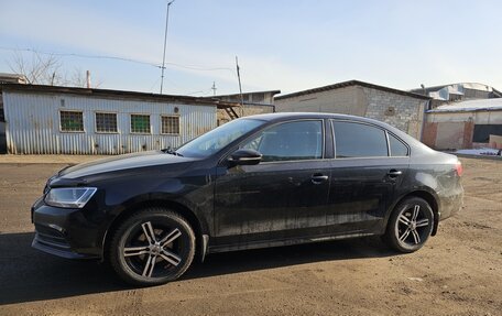 Volkswagen Jetta VI, 2015 год, 1 700 000 рублей, 2 фотография