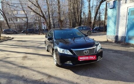 Toyota Camry, 2013 год, 1 790 000 рублей, 2 фотография