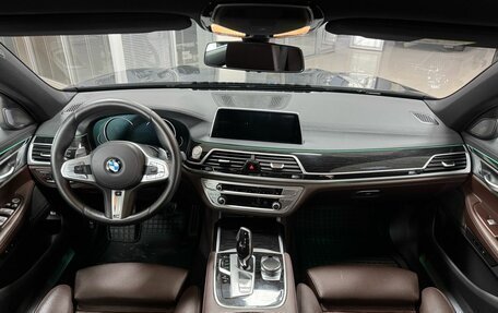 BMW 7 серия, 2018 год, 4 900 000 рублей, 11 фотография