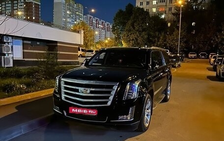 Cadillac Escalade IV, 2018 год, 5 990 000 рублей, 1 фотография