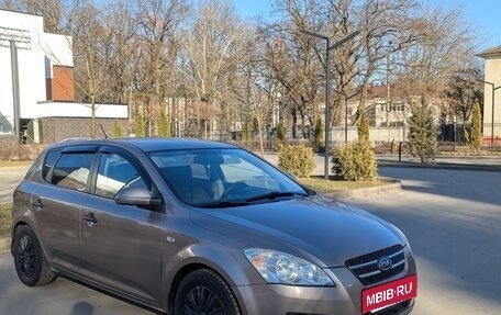 KIA cee'd I рестайлинг, 2007 год, 650 000 рублей, 16 фотография