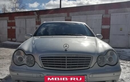 Mercedes-Benz C-Класс, 2001 год, 650 000 рублей, 8 фотография