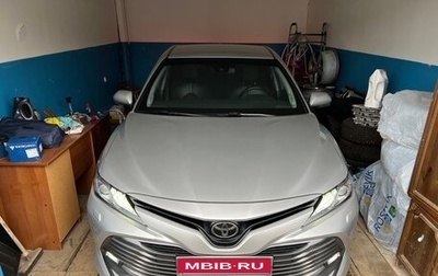 Toyota Camry, 2018 год, 2 600 000 рублей, 1 фотография