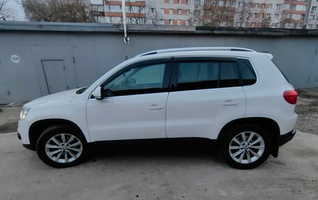 Volkswagen Tiguan I, 2011 год, 1 230 000 рублей, 2 фотография