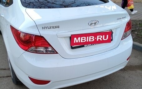 Hyundai Solaris II рестайлинг, 2013 год, 950 000 рублей, 2 фотография