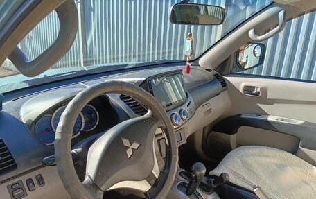 Mitsubishi L200 IV рестайлинг, 2008 год, 1 390 000 рублей, 6 фотография