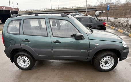 Chevrolet Niva I рестайлинг, 2012 год, 695 000 рублей, 3 фотография