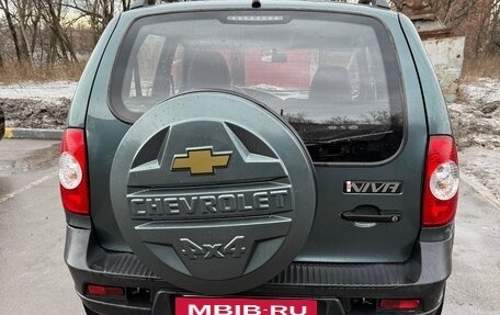 Chevrolet Niva I рестайлинг, 2012 год, 695 000 рублей, 4 фотография