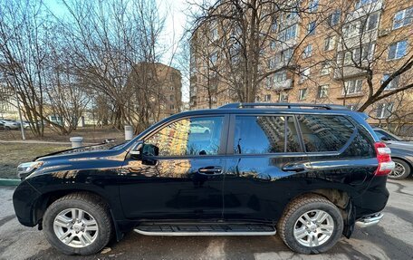 Toyota Land Cruiser Prado 150 рестайлинг 2, 2016 год, 6 000 000 рублей, 3 фотография