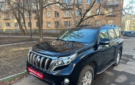 Toyota Land Cruiser Prado 150 рестайлинг 2, 2016 год, 6 000 000 рублей, 2 фотография