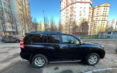 Toyota Land Cruiser Prado 150 рестайлинг 2, 2016 год, 6 000 000 рублей, 7 фотография